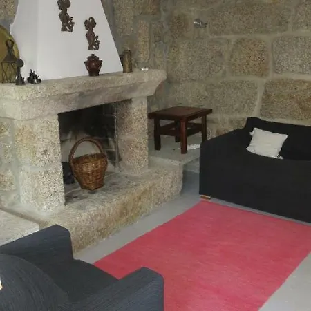 Casa Do Contador T3 / T6 Vieira do Minho